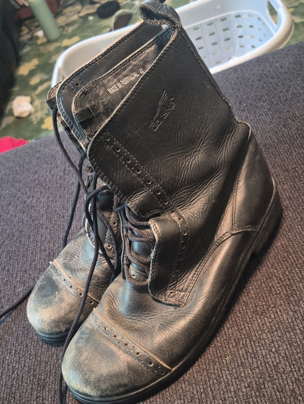 Bates Black Leather Lace-Up Military Style Boots